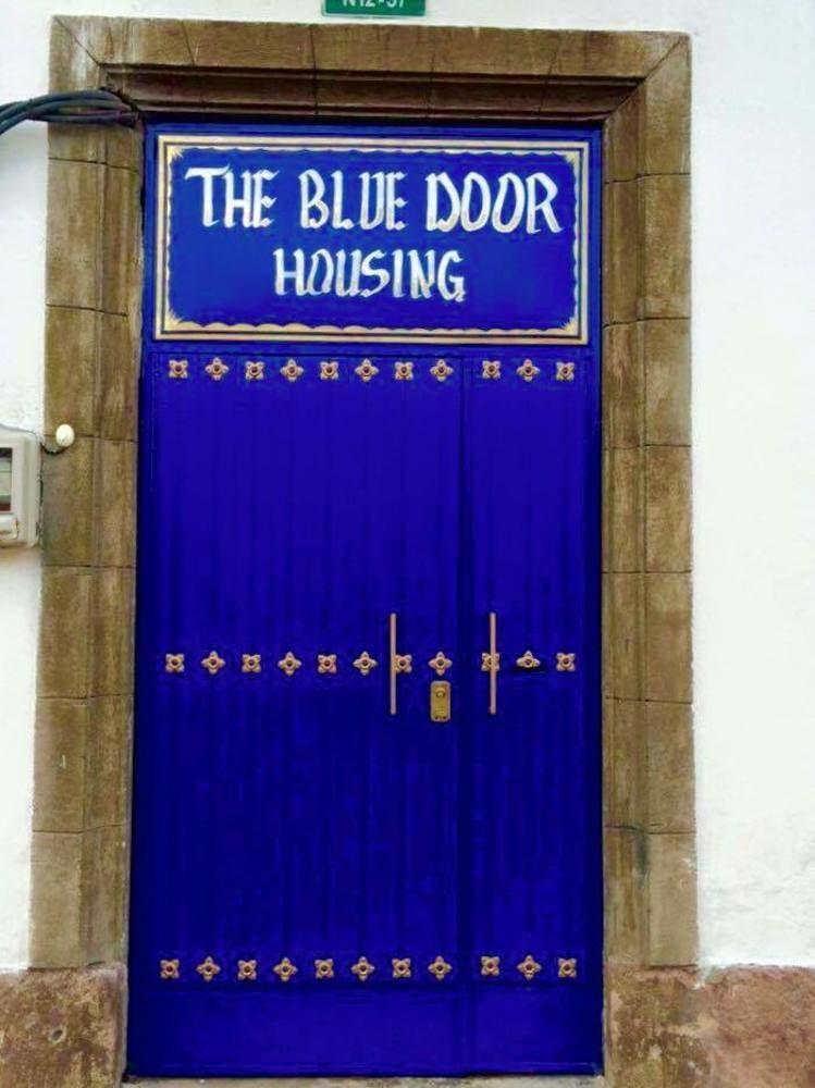 Blue Door Housing Historic Quito Hotel Exterior foto