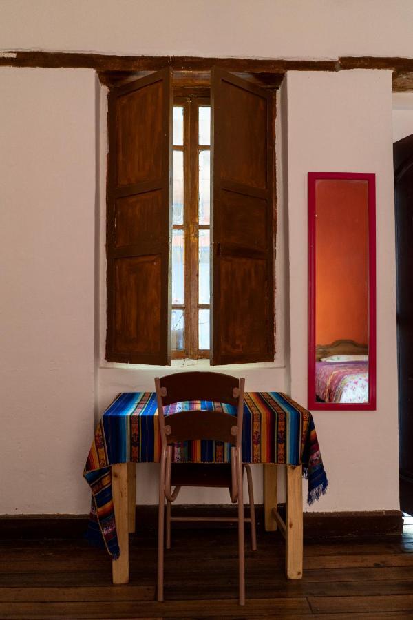 Blue Door Housing Historic Quito Hotel Exterior foto